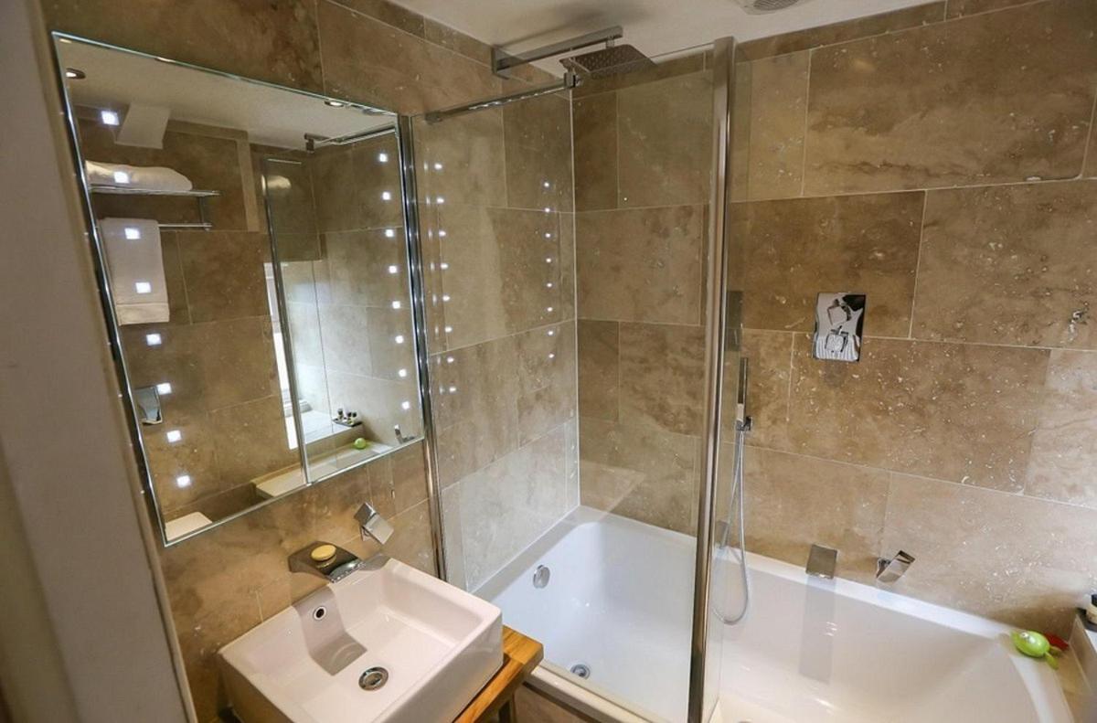 The Cheviot Hotel Беллінгем Номер фото
